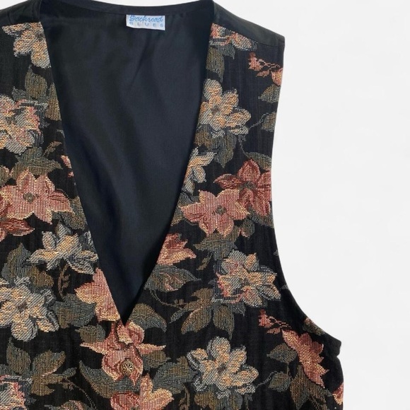 SOLD - Picture 3 of 8